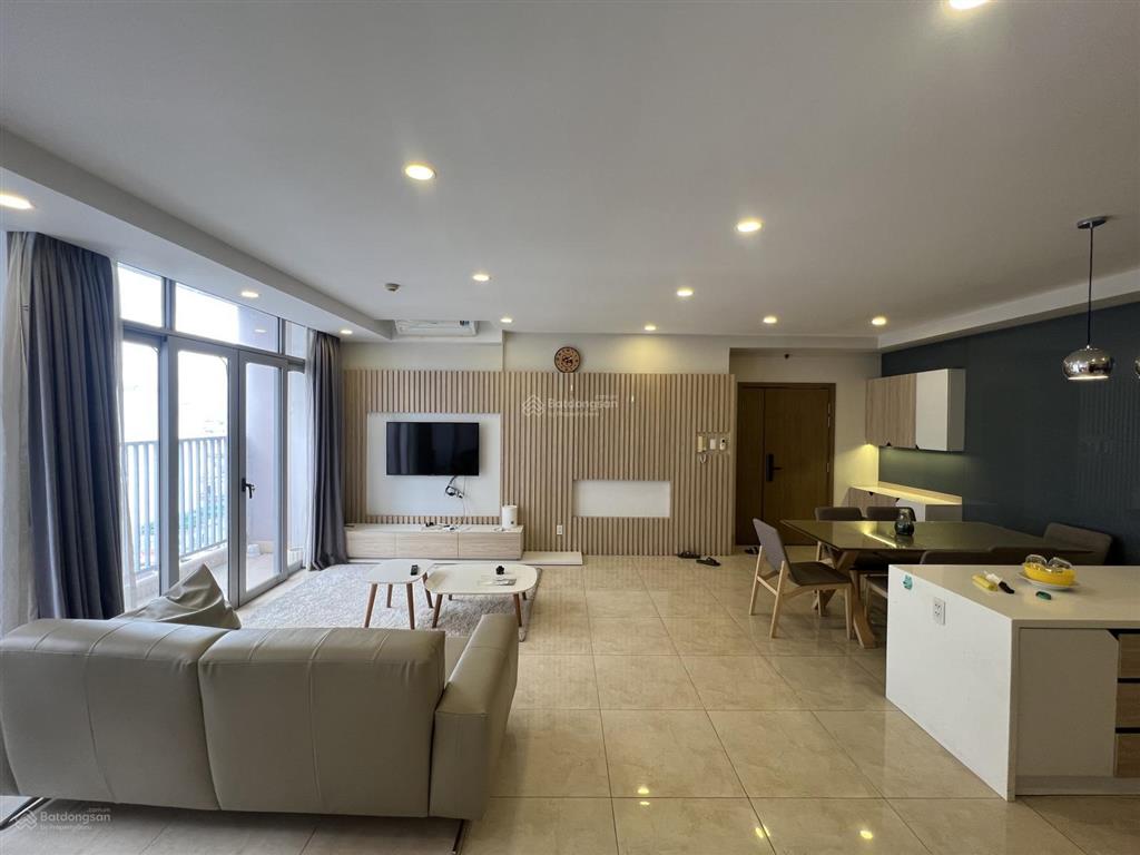 Cho thuê cc luxcity, 15 triệu/th, 82m2, view đẹp tại huỳnh tấn phát, p bình thuận, q7, hcm