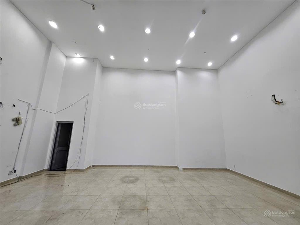 Cho thuê shophouse tại luxcity, 12 triệu vnd, 60 m2