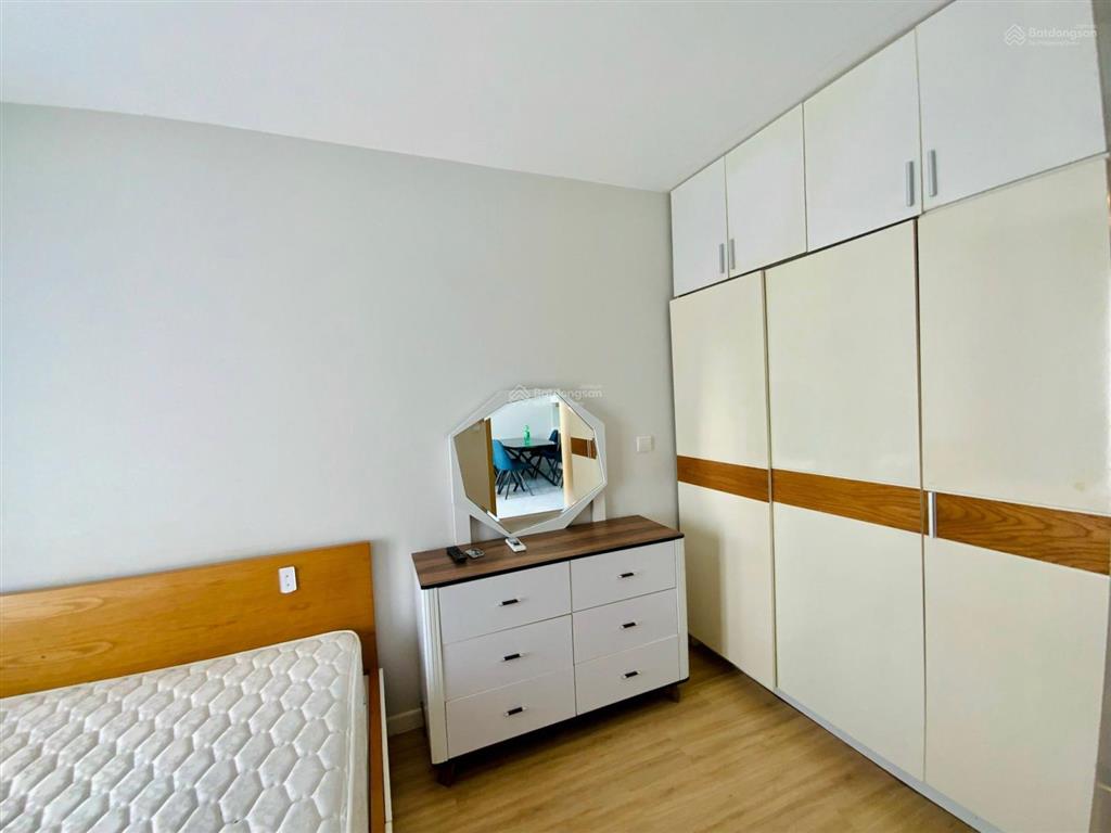 Căn hộ 2pn đẹp cho thuê tại an gia skyline, 12 triệu, 68m 2pn 2wc full nội thất