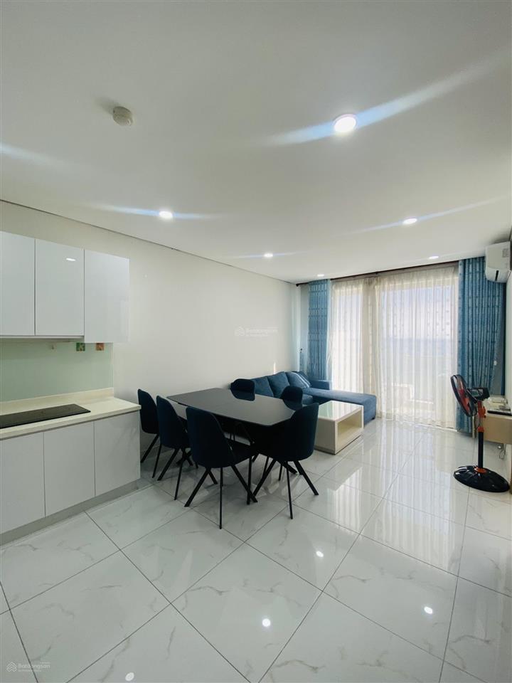 Căn hộ 2pn đẹp cho thuê tại an gia skyline, 12 triệu, 68m 2pn 2wc full nội thất