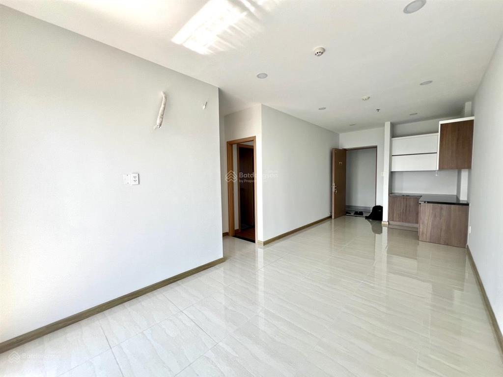 Cần cho thuê căn góc 2pn, 2wc nội thất cơ bản