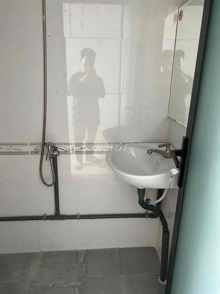 cho thuê phòng chợ phạm văn hai