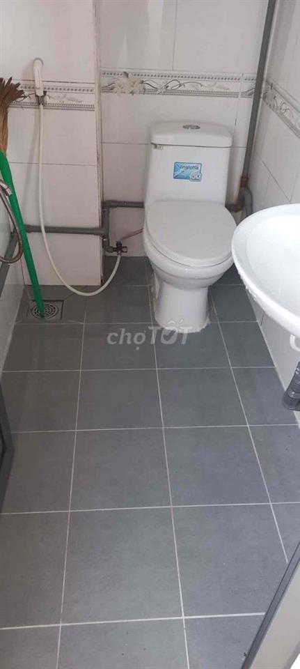 cho thuê phòng chợ phạm văn hai