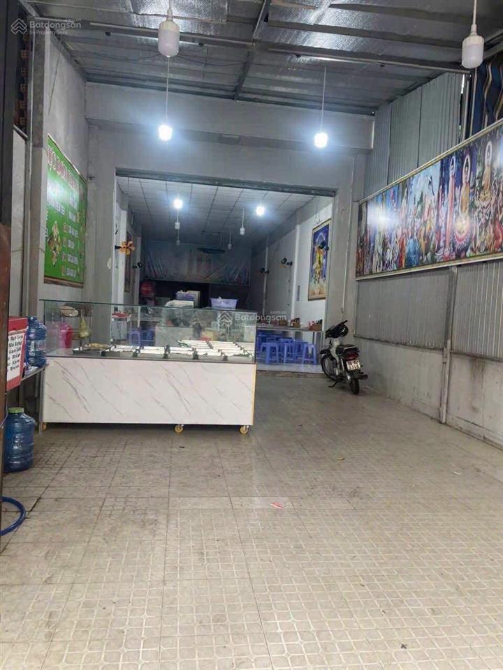 Cho thuê mặt bằng khu sinh viên sầm uất p. linh chiểu, thủ đức, dt 5x30m, 20tr/tháng