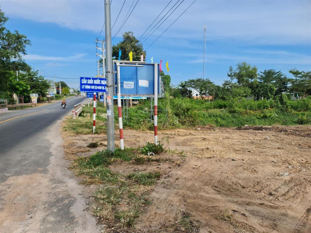 Bán lô đất đẹp mặt tiền quốc lộ 55, ngay vòng xoay ven biển 994