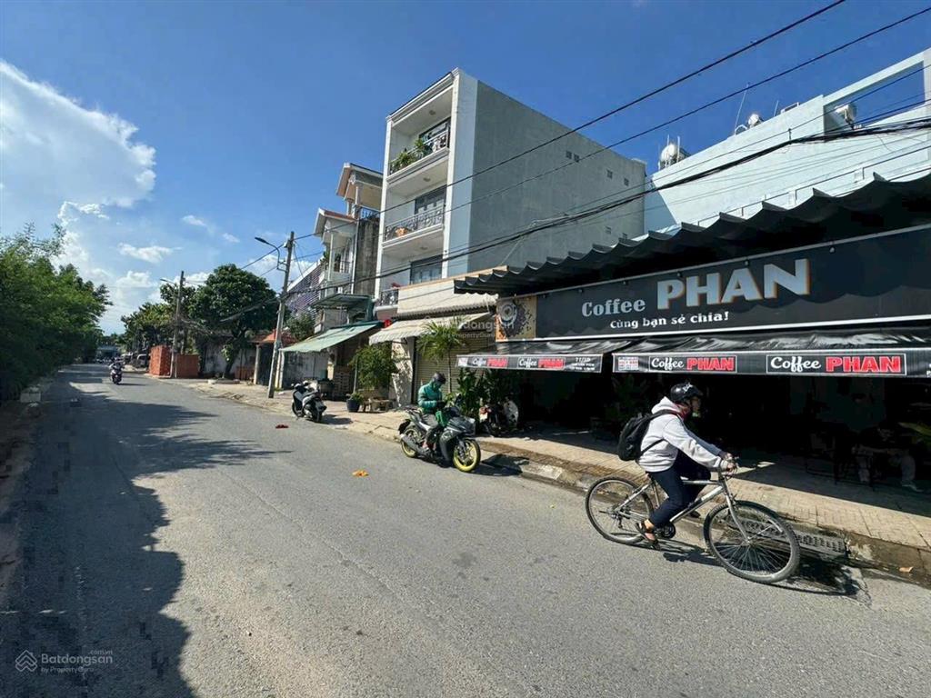 Bán nhà mặt tiền hẻm kinh doanh 71 chế lan viên. p tây thạnh ngay đại học dt  5 x 15. nhà cấp 4