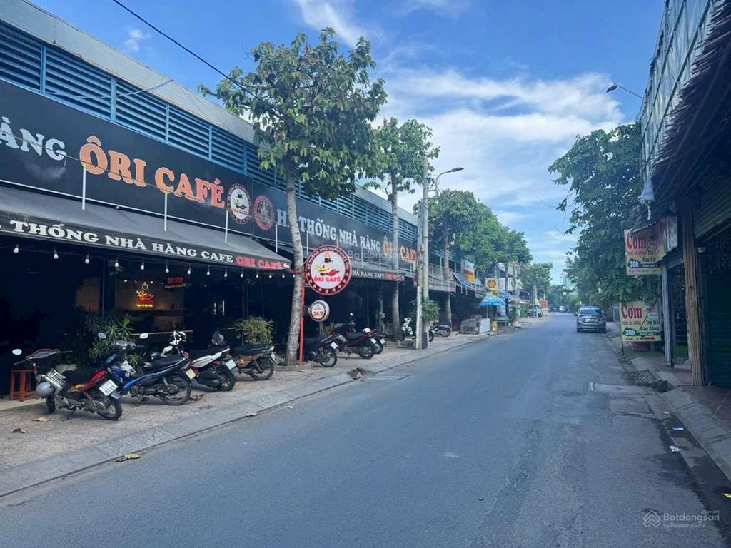 Bán nhà mặt tiền hẻm kinh doanh 71 chế lan viên. p tây thạnh ngay đại học dt  5 x 15. nhà cấp 4