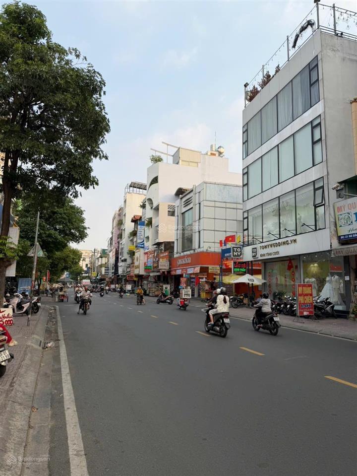 Mtkd ngay aeon tân phú  diện tích 8.2m x 40m  đang có hđ thuê 75tr/tháng