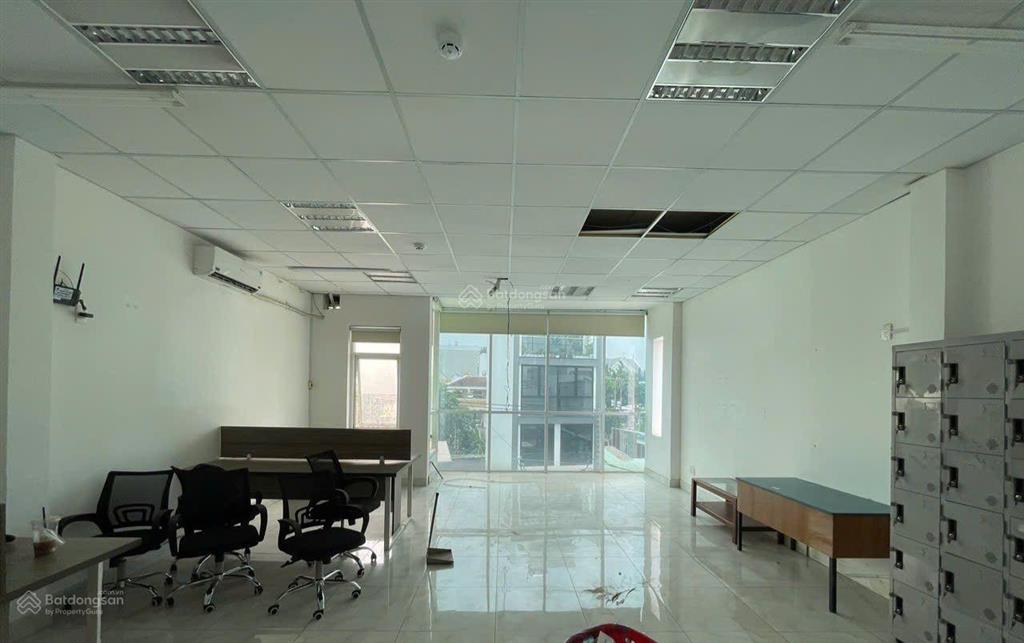 Cho thuê văn phòng đẹp, 7 triệu, 35m2 tại 22, đường 546, phường phước long a, quận 9, hồ chí minh