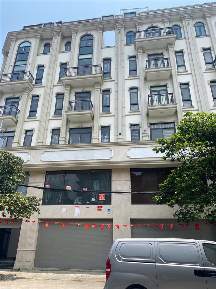 Hàng cực hot! bán gấp liền kề mặt đường lớn him lam vạn phúc. dt 84,4m2. mt 6,5m. xây 6t + tum