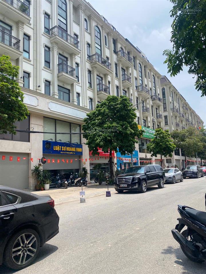 Hàng cực hot! bán gấp liền kề mặt đường lớn him lam vạn phúc. dt 84,4m2. mt 6,5m. xây 6t + tum