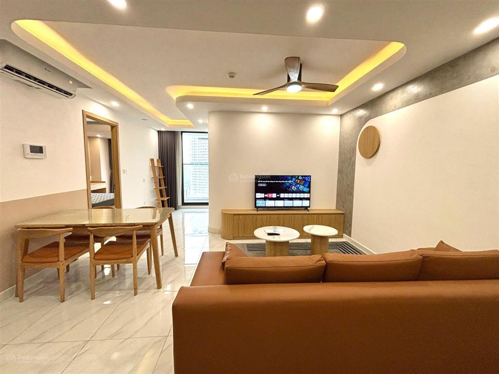 Bán gấp ch 76m2 tại tòa tháp thiên niên kỷ, quang trung, 5,5 tỷ