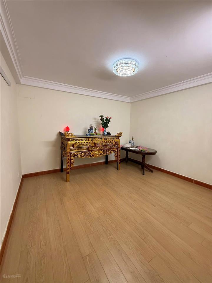 Chủ hạ giá gấp nhà 6 tầng kđt bắc linh đàm chỉ 13,x tỷ (có thương lượng)