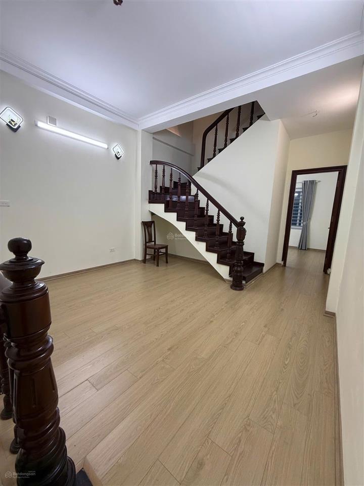 Chủ hạ giá gấp nhà 6 tầng kđt bắc linh đàm chỉ 13,x tỷ (có thương lượng)