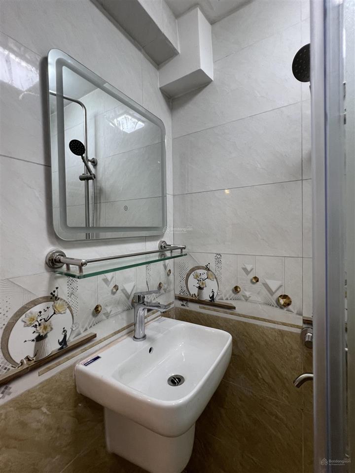 Chính chủ bán tập thể tầng 2 quỳnh mai hai bà trưng 3.7 tỷ