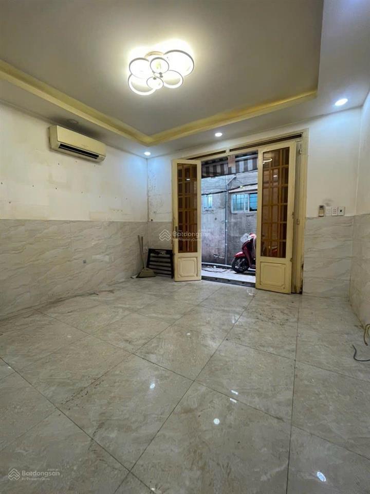 Bán nhà hẻm 231/93/ đường dương bá trạc phường chánh hưng tp hcm