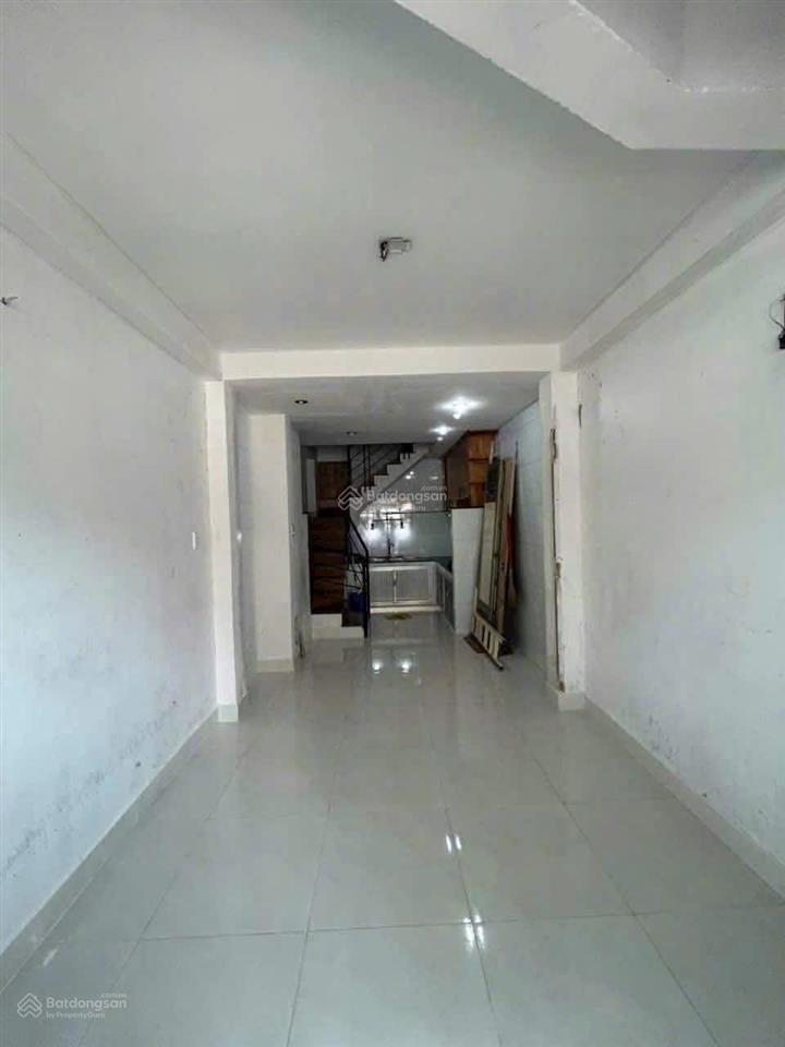 Cho thuê nhà mặt tiền đường 3 tháng 2 phường 11 quận 10 tp. hồ chí minh (nay phường vườn lài)