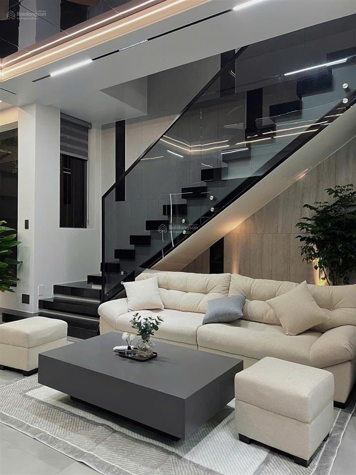 Bán nhà hẻm ô tô đường 3/2 quận 10 ngang 5.2m 62m2 đúc 4 tầng tặng nội thất nhỉnh 14 tỷ