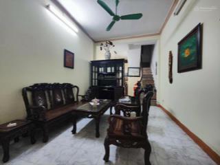 Cho thuê nhà nguyên căn ba đình 50m ra bãi gửi ô tô gần hồ ngõ thông phù hợp gia đình