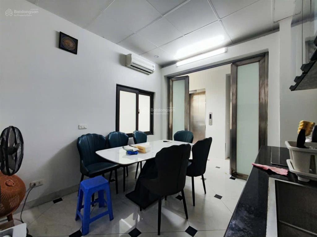 Cho thuê nhà nguyên căn ngọc hà ba đình thang máy  full nội thất gần phố vào ở ngay