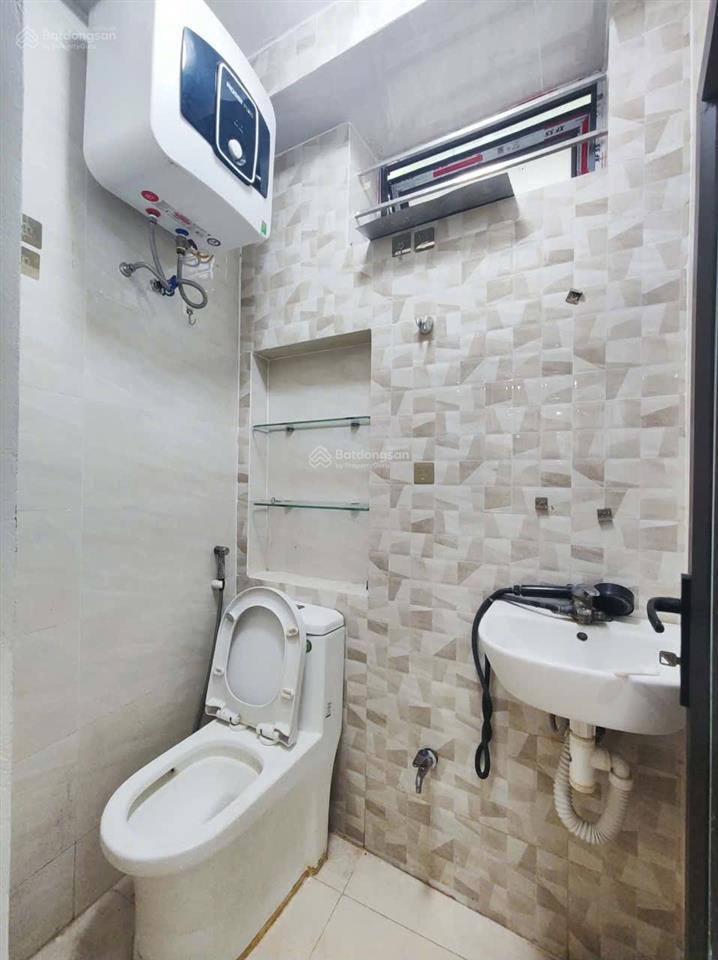 Cho thuê nhà tầng 1 tập thể thành công  mặt ngõ ba gác tránh  gần phố  vừa ở vừa kinh doanh