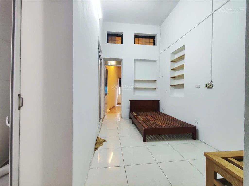 Cho thuê nhà nguyên căn phố láng hạ  ba đình  ô tô đỗ cửa
