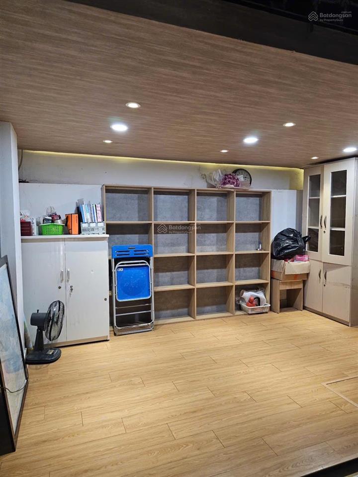 Cho thuê nhà nguyên căn phố đội cấn ngõ to như phố thông ngọc hà, hoàng hoa thám