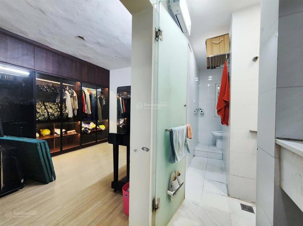 Cho thuê tt thành công tầng 2 90m2 2pn 11 triệu/tháng