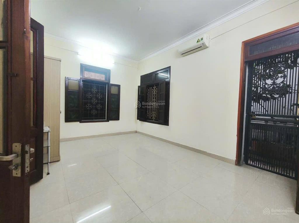 Cho thuê nhà nguyên căn phố thành công ba đình