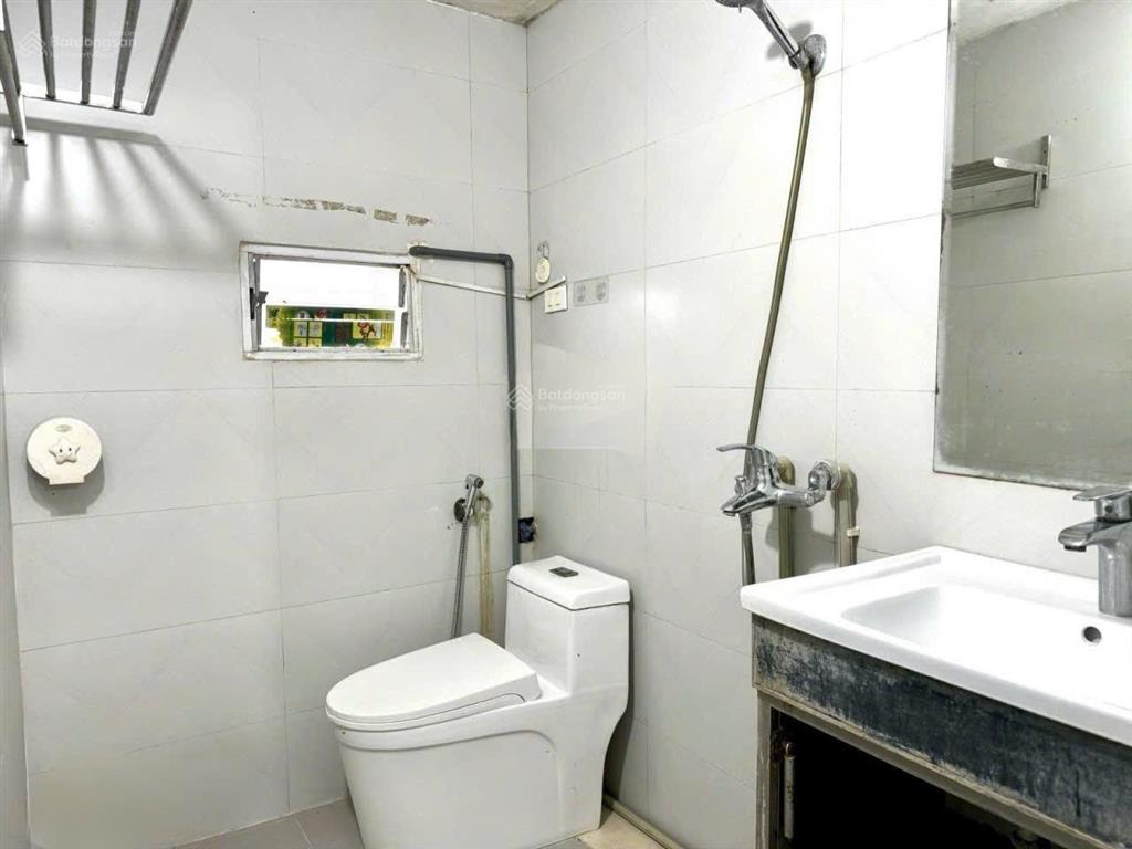 Cho thuê căn hộ tầng 4 biệt thự cổ pháp phố đặng dung, ba đình, hà nội