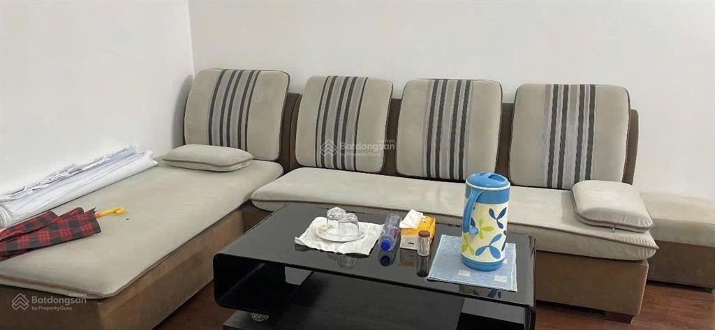 Cho thuê căn hộ tầng 2 tập thể khí tượng tv, ngõ nguyễn chí thanh