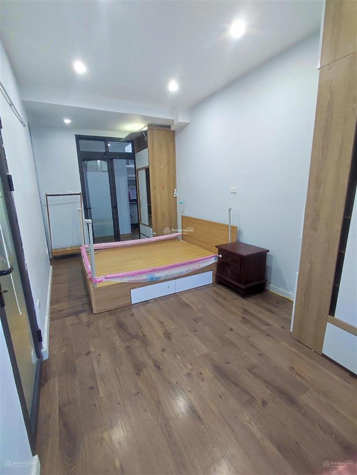 Cho thuê căn hộ chung cư hoa đào lạc long quân, tây hồ
