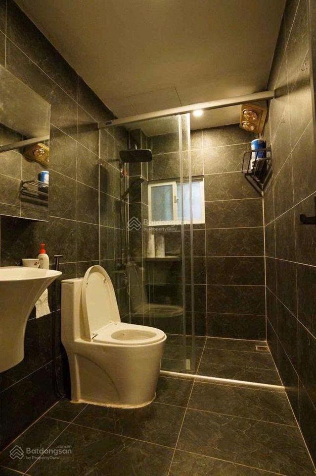Cho thuê tập thể tầng 1 phố lý nam đế hoàn kiếm