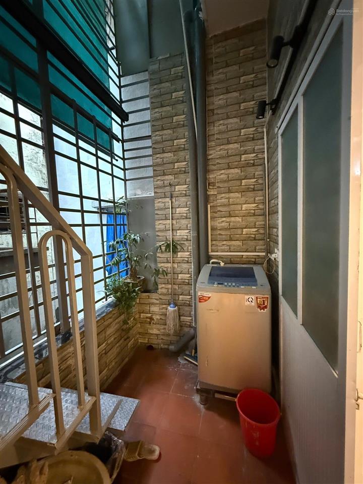 Cho thuê nhà riêng phố yên hoa, tây hồ