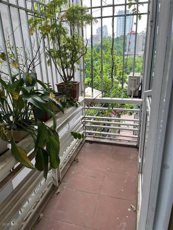 Cho thuê nhà nguyên căn âu cơ, tứ liên, tây hồ