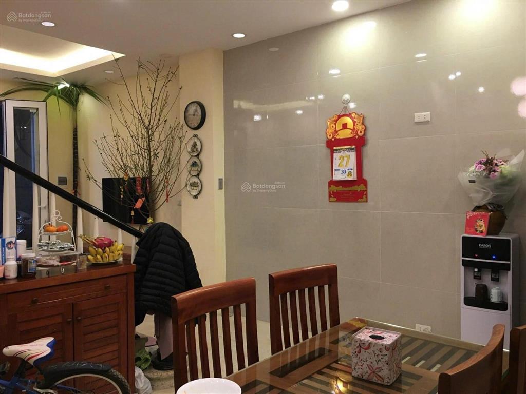 Cho thuê nhà nguyên căn âu cơ, tứ liên, tây hồ