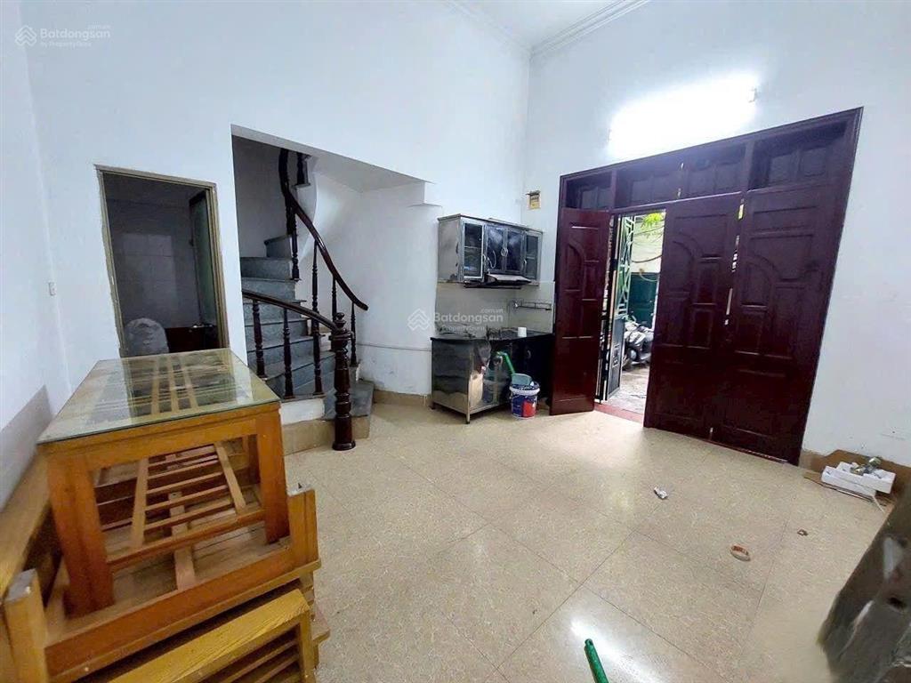 Cho thuê nhà riêng ngõ hoàng hoa thám, ba đình, hà nội. hotline 0886 025 ***