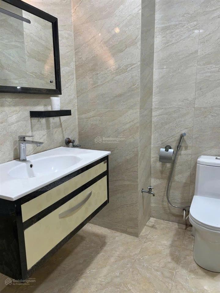 Cho thuê căn hộ cao cấp ngọc khánh  ba đình
