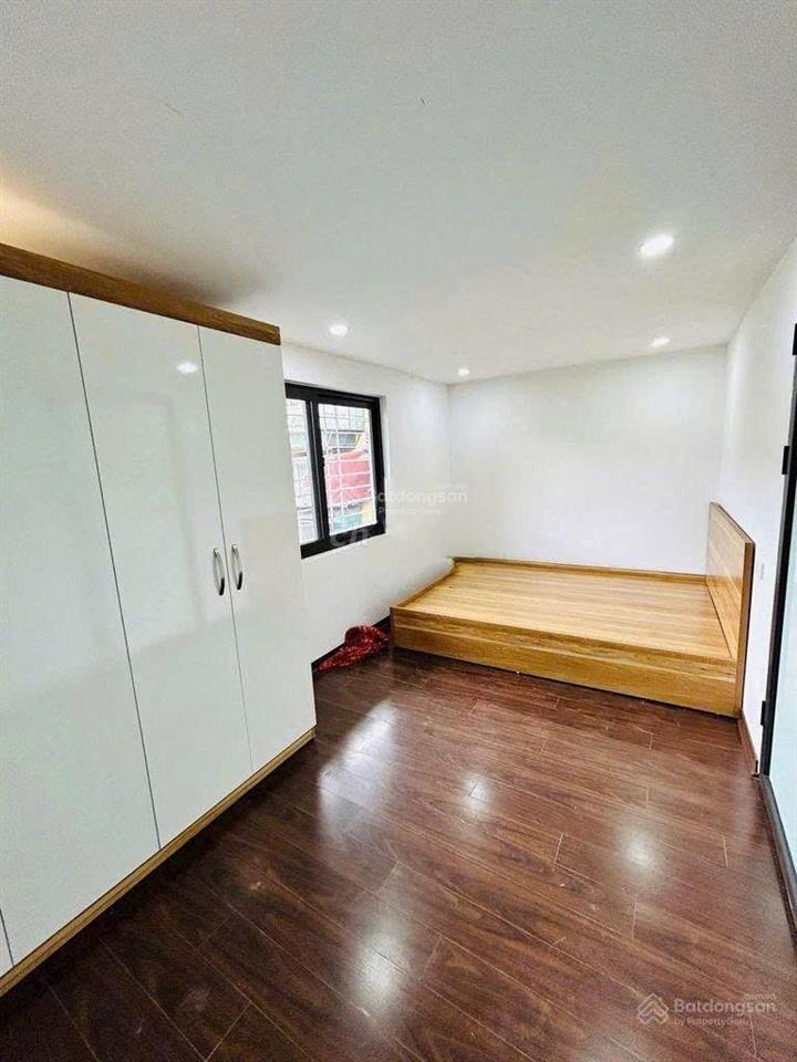 Cho thuê chtt tầng 4, tập thể thành công, ba đình, hà nội