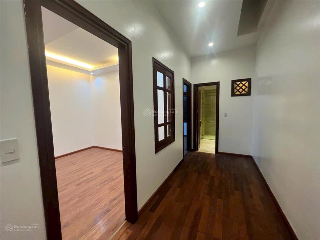 Cho thuê nhà ngõ 603 lạc long quân võ chí công tây hồ, hà nội