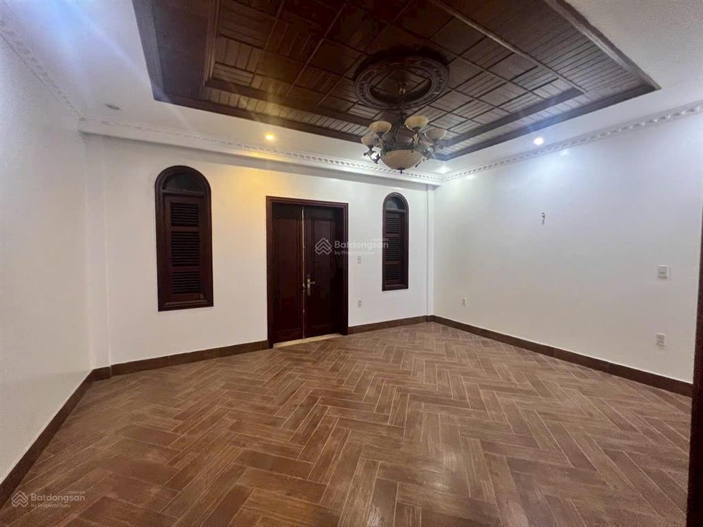 Cho thuê nhà ngõ 603 lạc long quân võ chí công tây hồ, hà nội