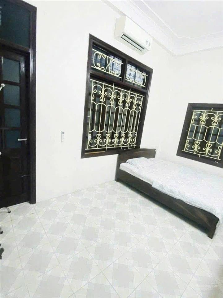 Cho thuê nhà nguyên căn cực đẹp ba đình