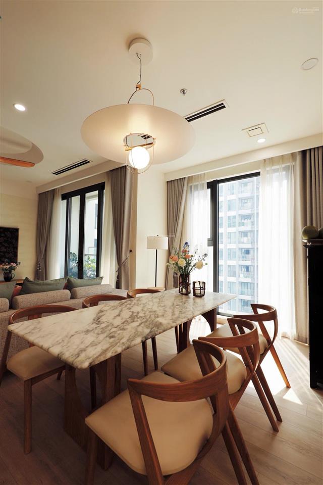 Bán căn hộ 5 phòng ngủ lô góc view hồ tại masteri west heights full nội thất xịn sò