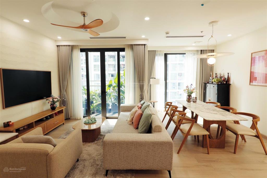Bán căn hộ 5 phòng ngủ lô góc view hồ tại masteri west heights full nội thất xịn sò