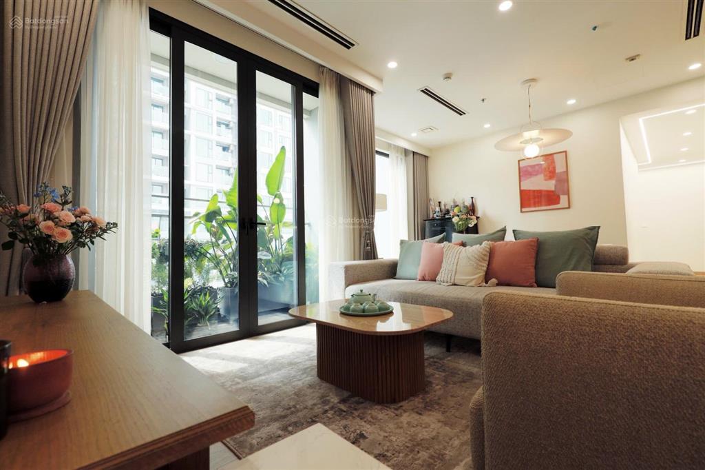 Bán căn hộ 5 phòng ngủ lô góc view hồ tại masteri west heights full nội thất xịn sò