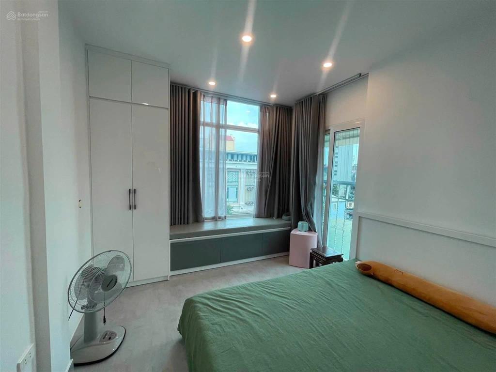 Bán nhà tập thể 2 ngủ siêu đẹp tại trung tâm phố cổ hoàn kiếm
