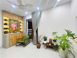 Bán nhà tập thể 2 ngủ siêu đẹp tại trung tâm phố cổ hoàn kiếm