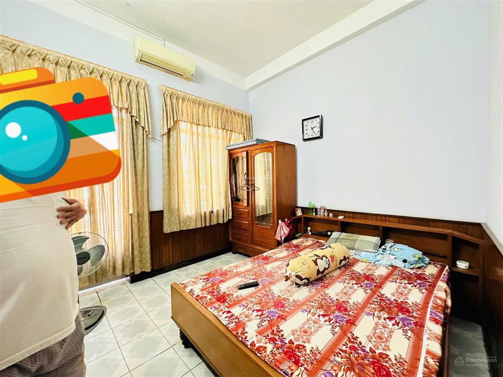 Cần tiền bán nhanh căn nhà 3,5 tầng, mt đường lạc long quân, 45,4m2, 4pn, giá 6,9 tỷ