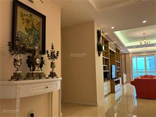 Chính chủ bán căn hộ tòa p2 diện tích 145m2 khu đô thi ciputra nam thăng long