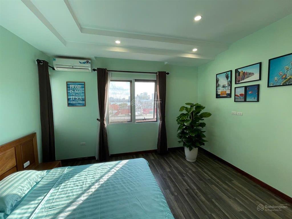 Bán gấp tòa căn hộ view siêu đẹp, view hồ tây + hồ quảng bá, diện tích 130m2 x 9 tầng